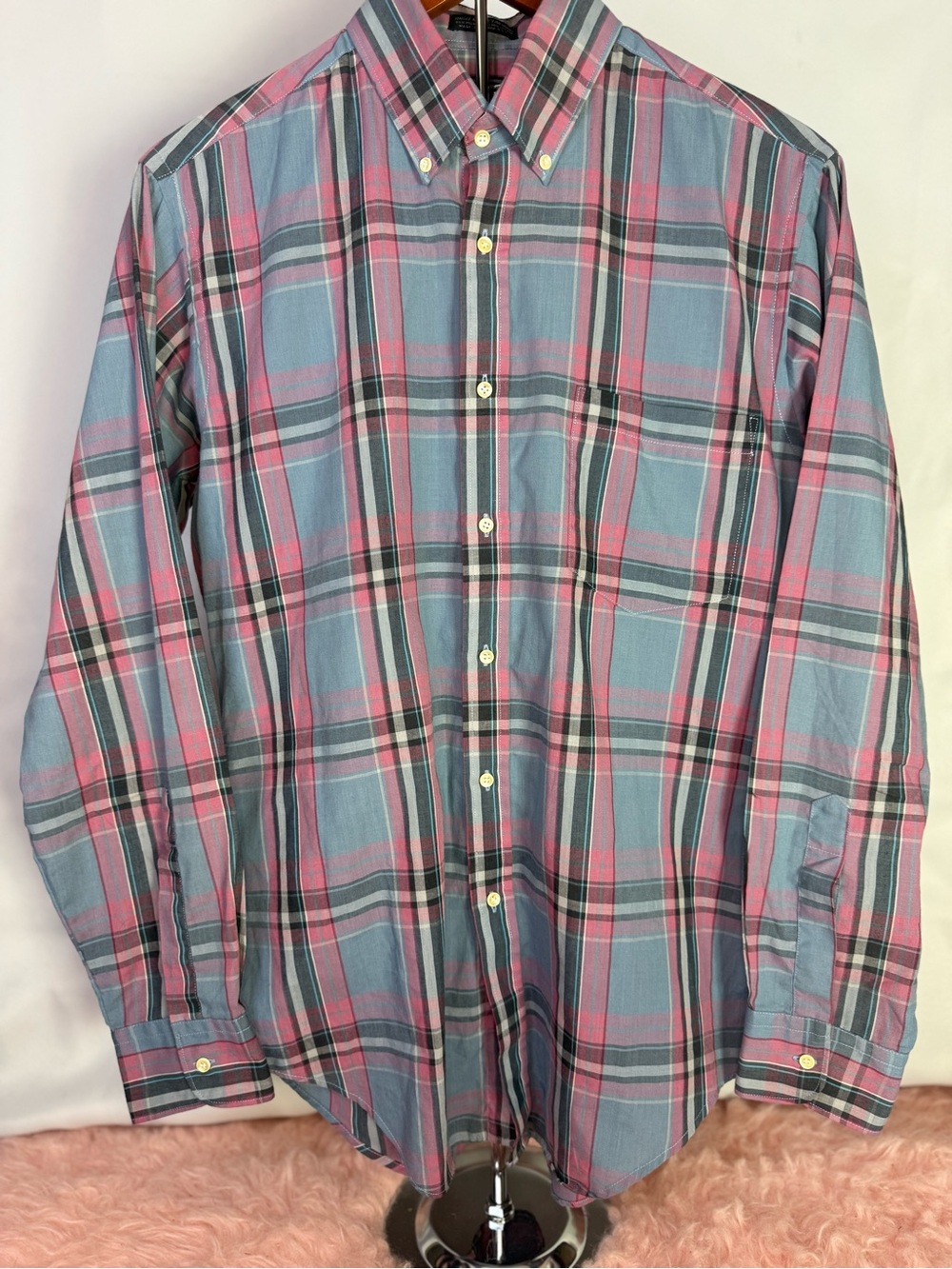 John Weitz - Men's Blue and Pink Plaid Button-Down Shirt - Size M